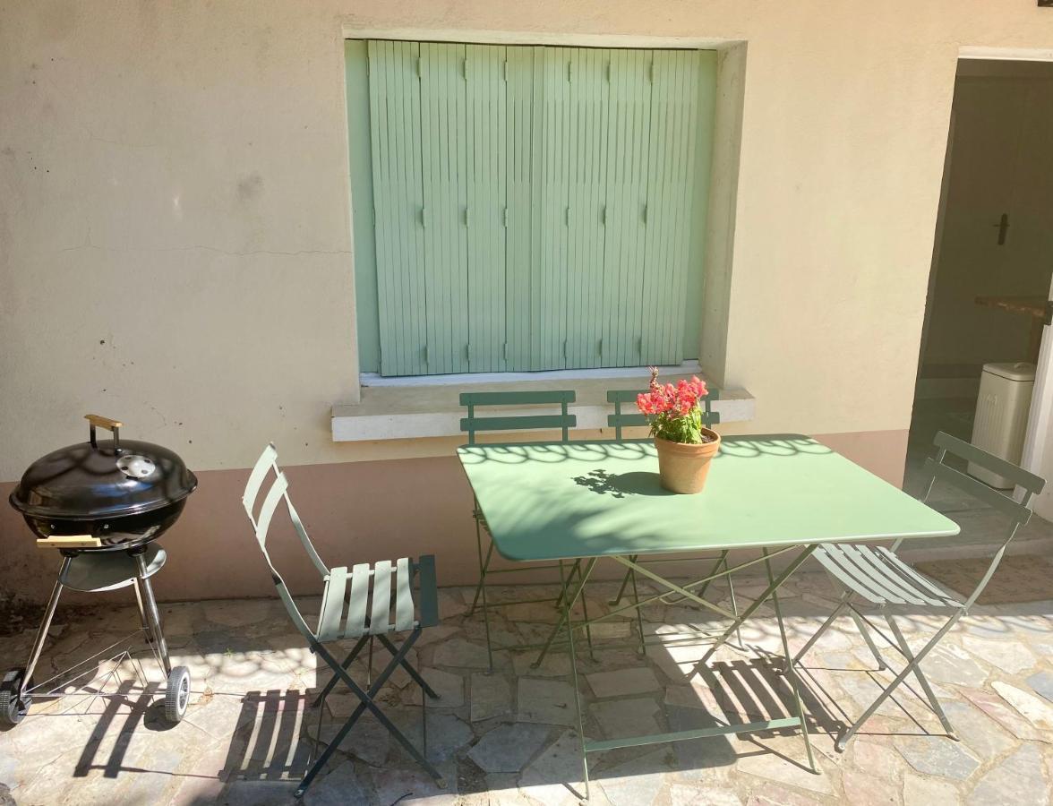 Puissalicon Gite Le Palmier - Perfectly Located Cosy Studio With Private Garden מראה חיצוני תמונה